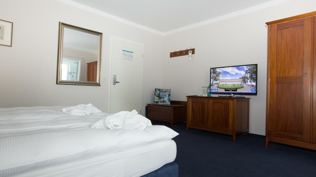 Hotel Badehaus Goor Putbus Dış mekan fotoğraf