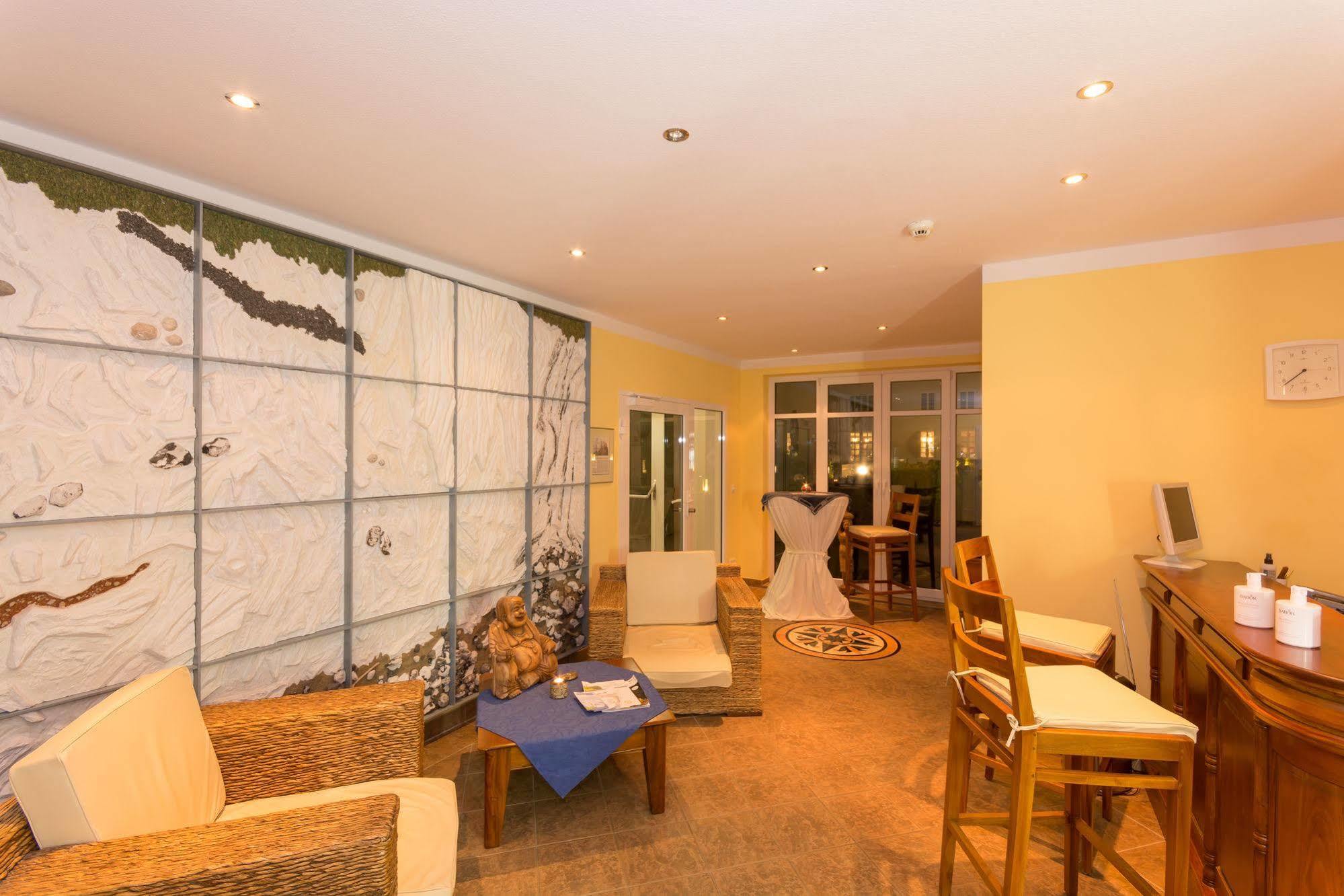 Hotel Badehaus Goor Putbus Dış mekan fotoğraf
